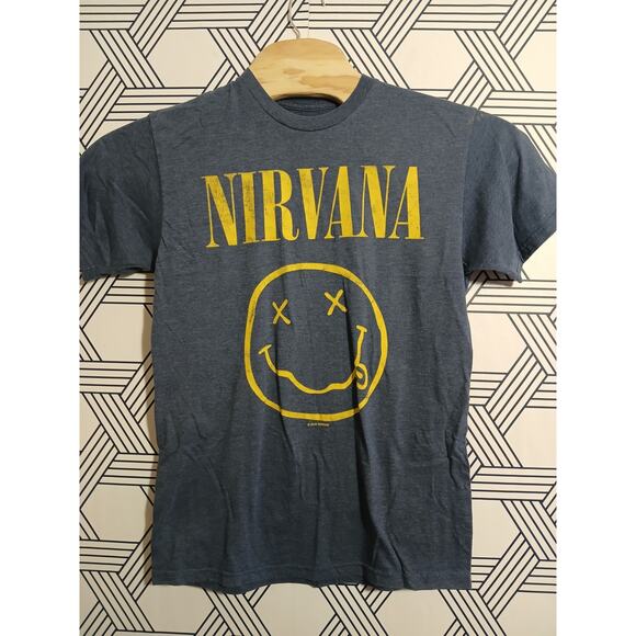 Nirvana Never Mind Smiley Face Tee Size Small - Picture 1 of 3